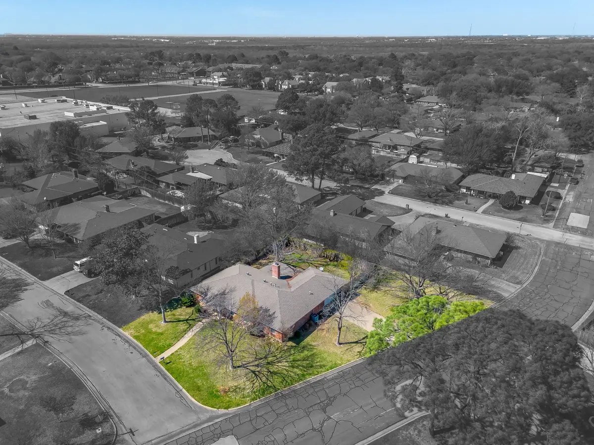 1001 Field Crest Court, Arlington, TX 76012 - #1