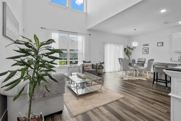 2745 Splendor Lane, Little Elm, TX 75068