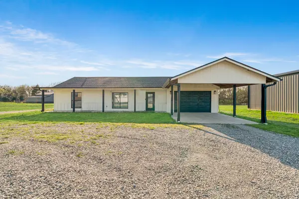 600 Private Road 24970, Brookston, TX 75421