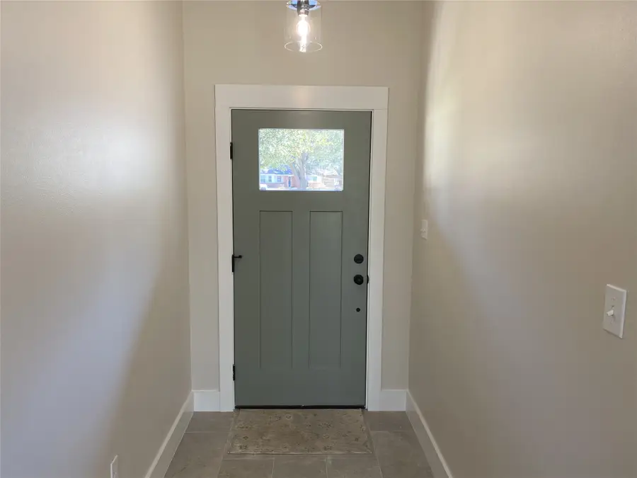 204 Arthur Avenue, Shreveport, LA 71105 - #3
