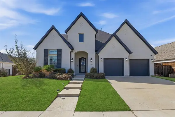 2016 Roundtree Circle E, Fort Worth, TX 76008