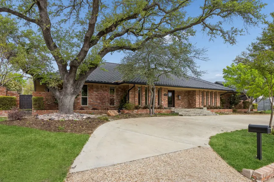 7023 Brookshire Drive, Dallas, TX 75230 - #2