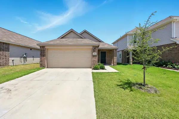 105 Musgrove Road, Everman, TX 76140