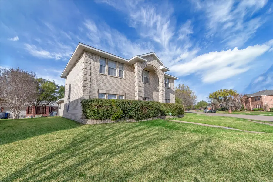 1307 Woodmont Drive, Allen, TX 75002 - #2