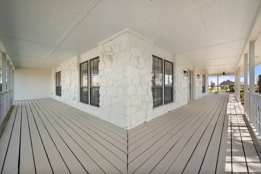 1105 E Highland Road, Oak Leaf, TX 75154 - #3