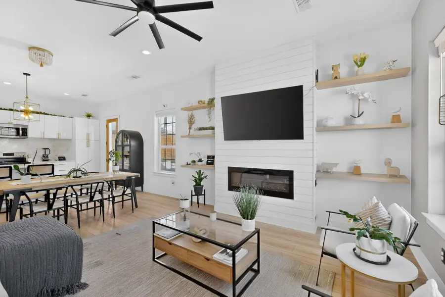 3889 Sam Circle, Dallas, TX 75233 - #2