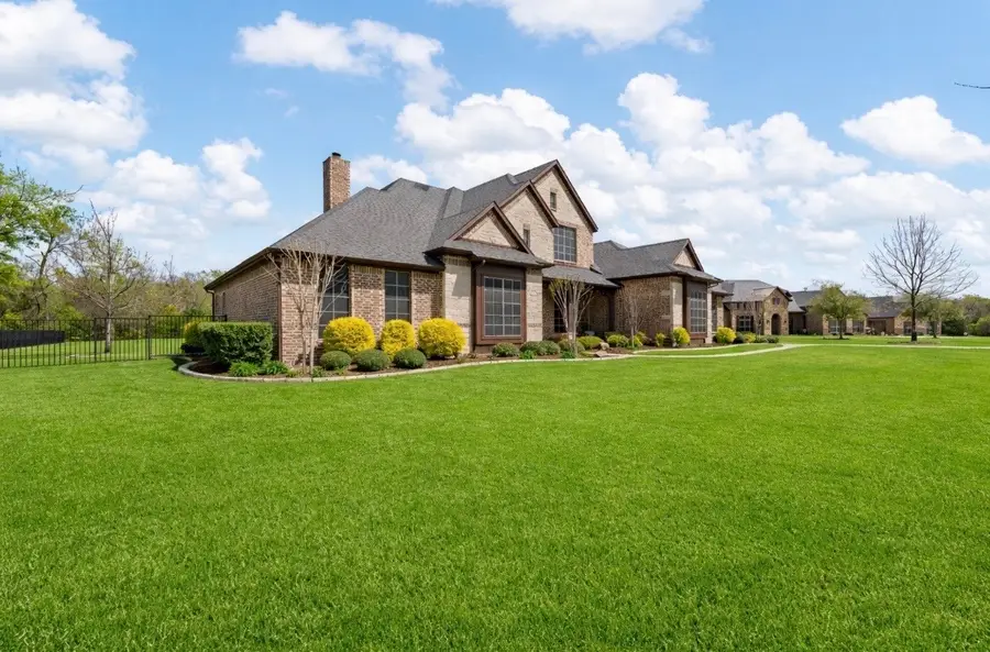 8112 Sharon Jean Drive, Mansfield, TX 76063 - #2