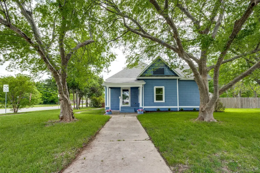 623 N Walnut Street, Sherman, TX 75090 - #2