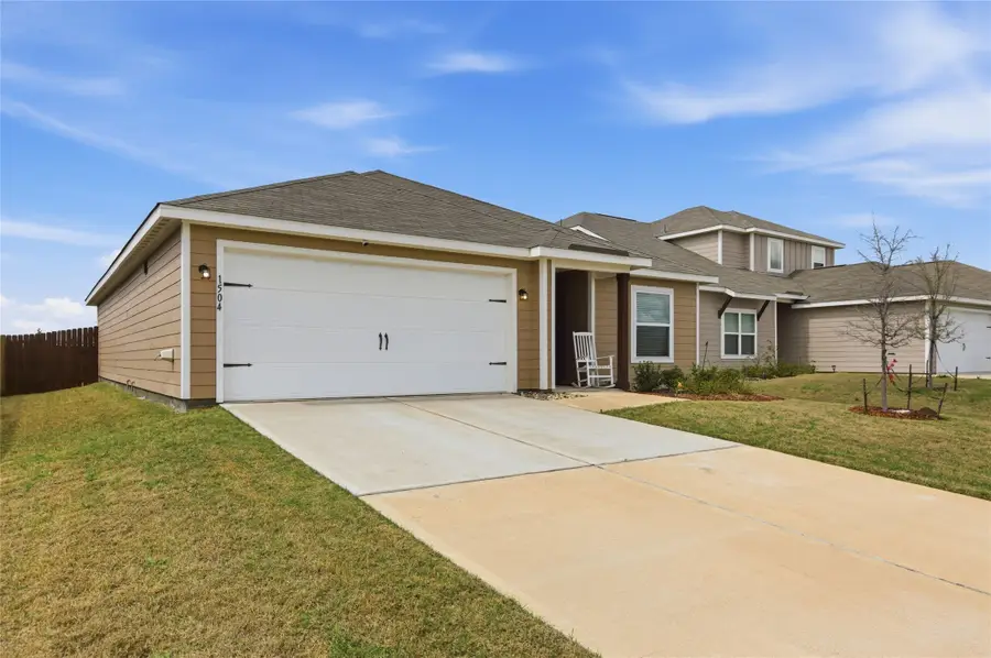 1504 Garfield Drive, Greenville, TX 75401 - #3
