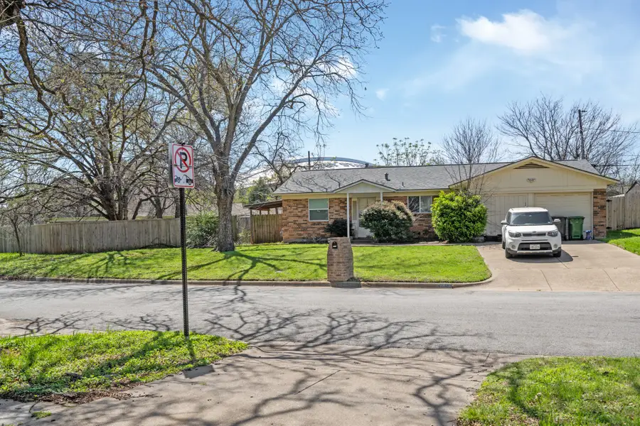 1209 Wildwood Drive, Arlington, TX 76011 - #3