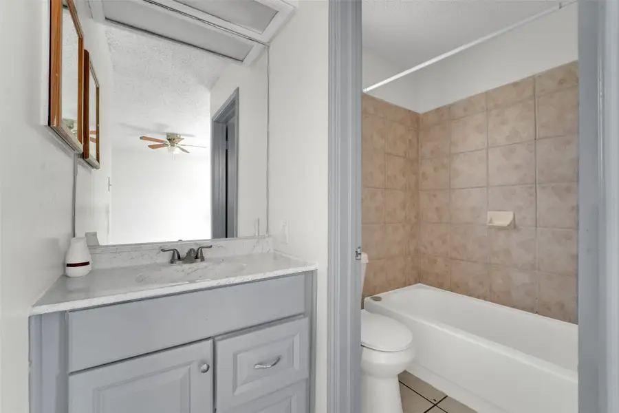 3201 Highlawn Terrace, Fort Worth, TX 76133 - #3