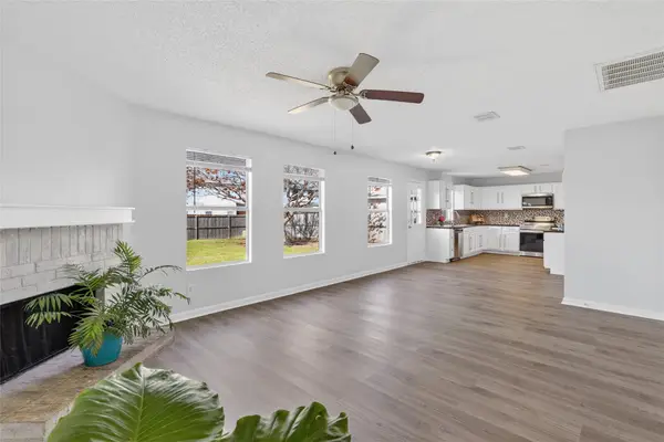 2333 Live Oak Drive, Little Elm, TX 75068