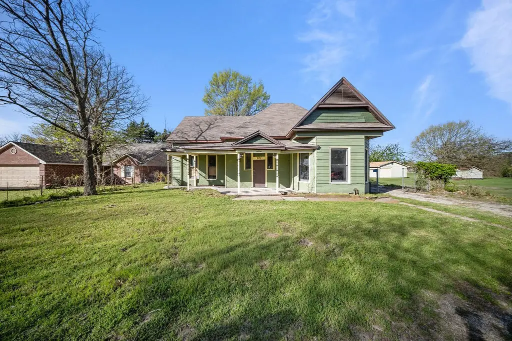 501 S Boyce Drive, Garrett, TX 75119 - #1