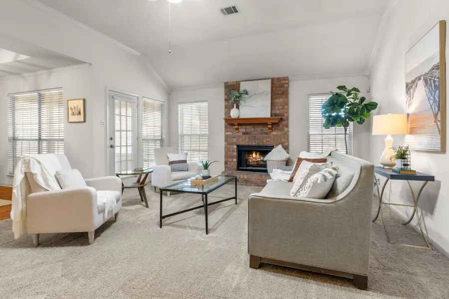 120 Briar Ridge Drive, Hewitt, TX 76643 - #3