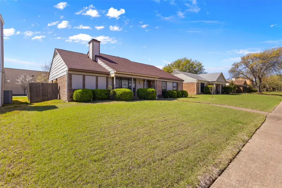 206 Southerland Avenue, Mesquite, TX 75150 - #2