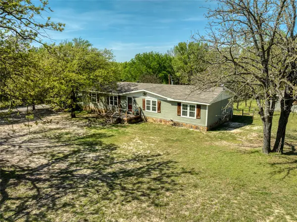 1701 Central Road, Weatherford, TX 76088