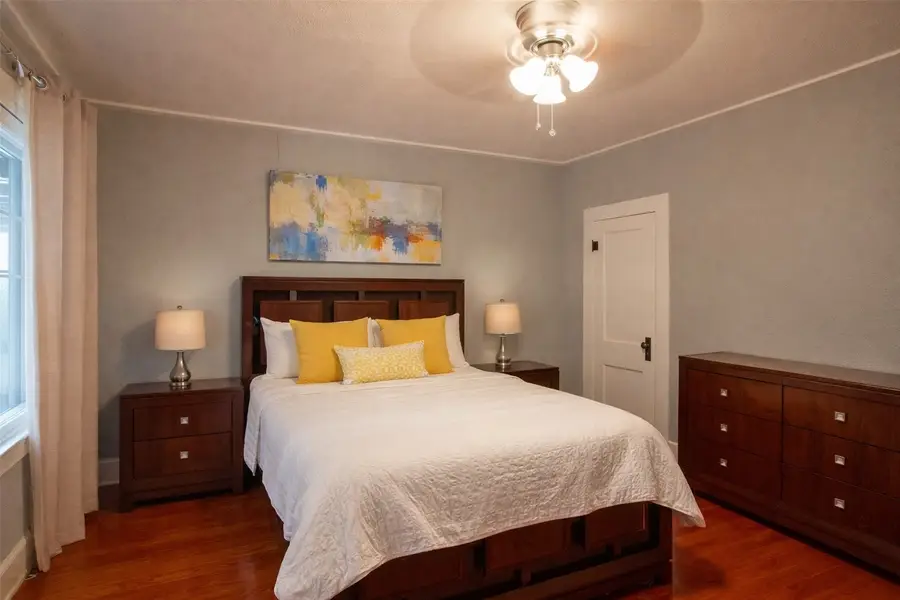 2910 20th Street, Fort Worth, TX 76106 - #3