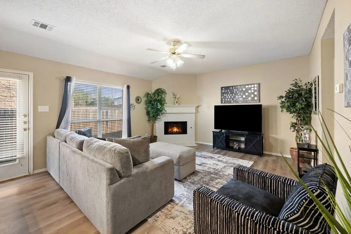 1418 Deville Circle, Garland, TX 75043 - #1