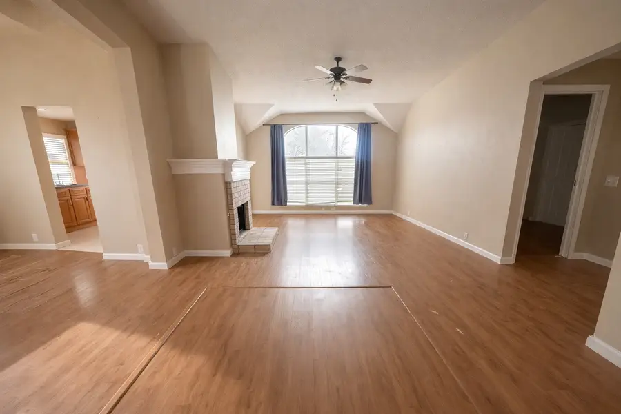 2516 Fairway View Drive, Burleson, TX 76028 - #3