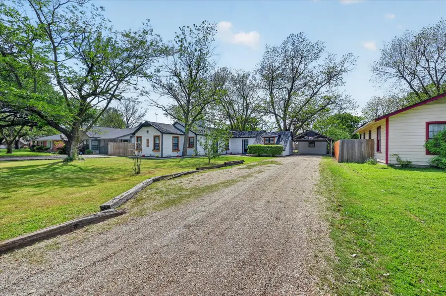 614 Bellevue Drive, Cleburne, TX 76033 - #2