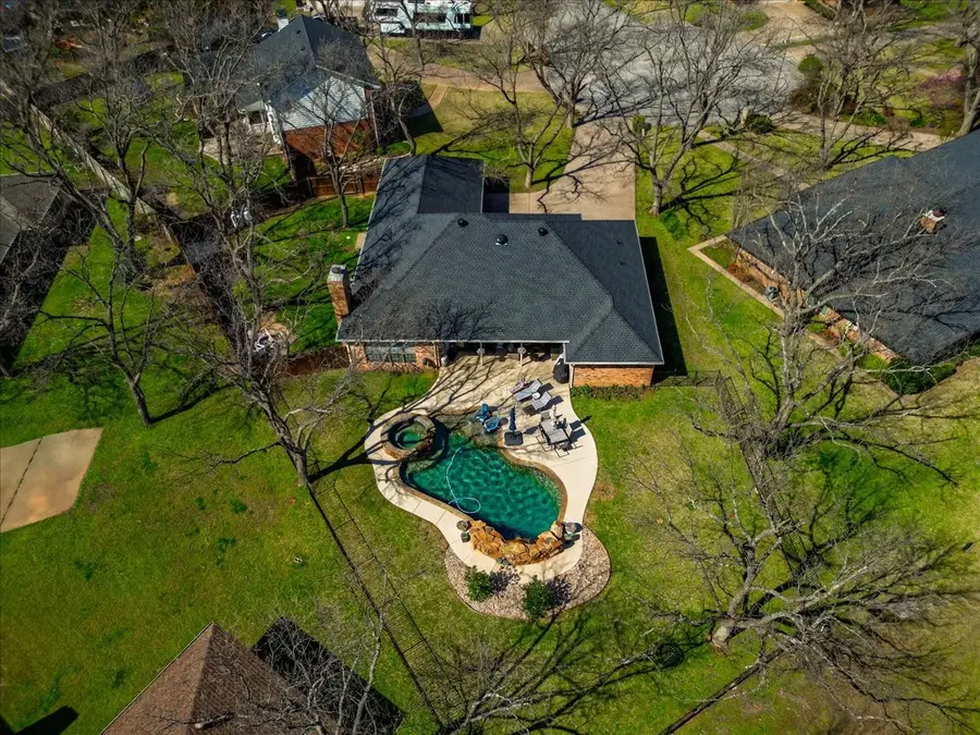 6105 Bontura Court, Granbury, TX 76049 - #3