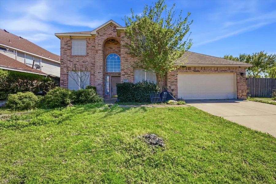2831 Atrium Drive, Grand Prairie, TX 75052 - #2