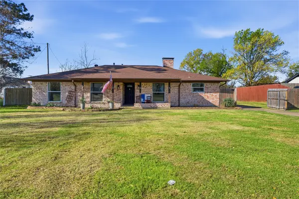 845 Griffith Avenue, Terrell, TX 75160