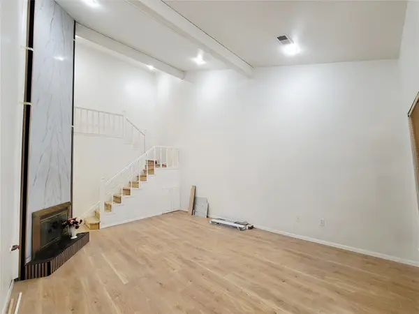 205 Mccarley Place, McKinney, TX 75071