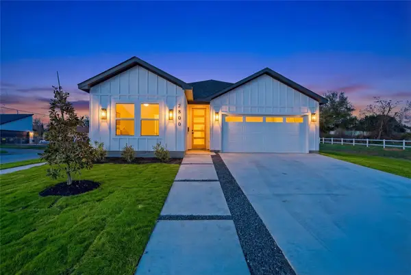 2800 Carter Street, Dallas, TX 75210