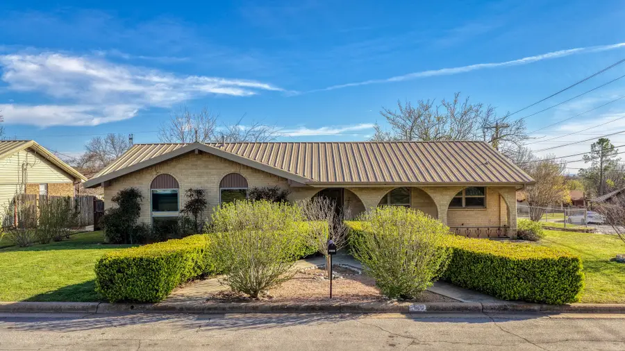 1111 Vivienne Street, Weatherford, TX 76086 - #3