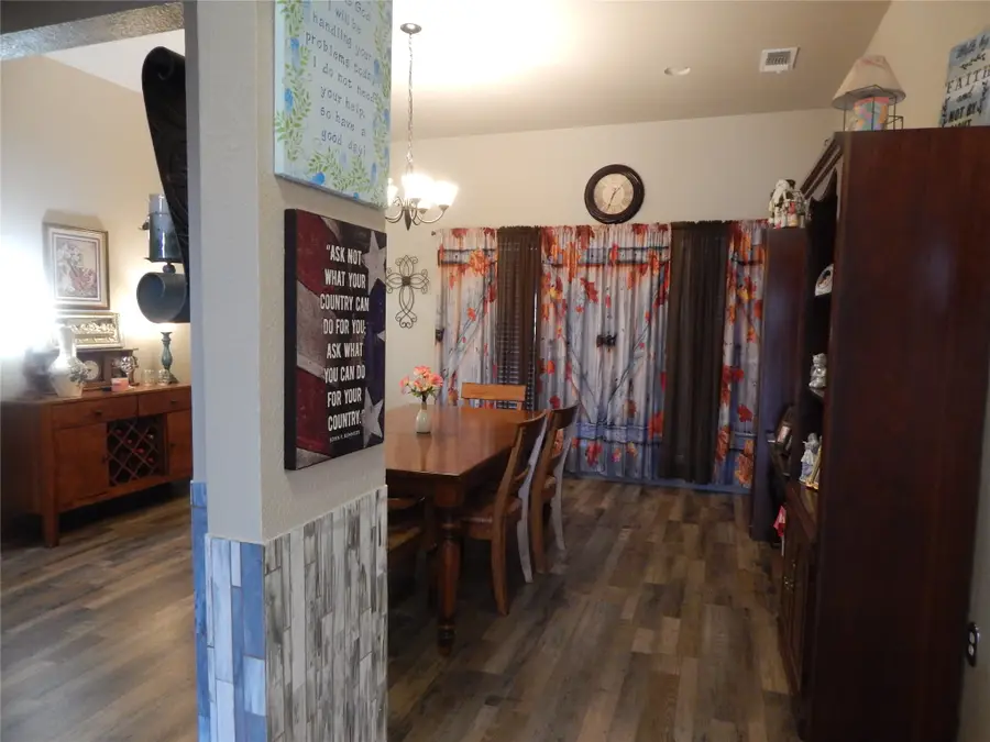 813 Emily Trail, Azle, TX 76020 - #3