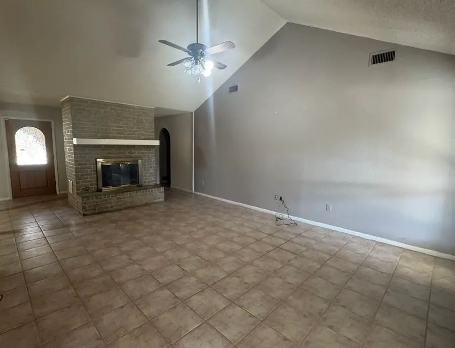 3834 Santa Monica Drive, Abilene, TX 79605 - #2