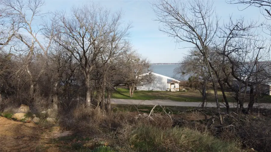 128 Meadow Pond Court, Runaway Bay, TX 76426 - #2