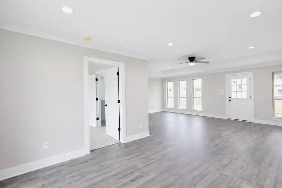 257 Prairie Vista Drive, Dallas, TX 75217 - #3