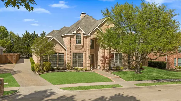 819 Hills Creek Drive, McKinney, TX 75072