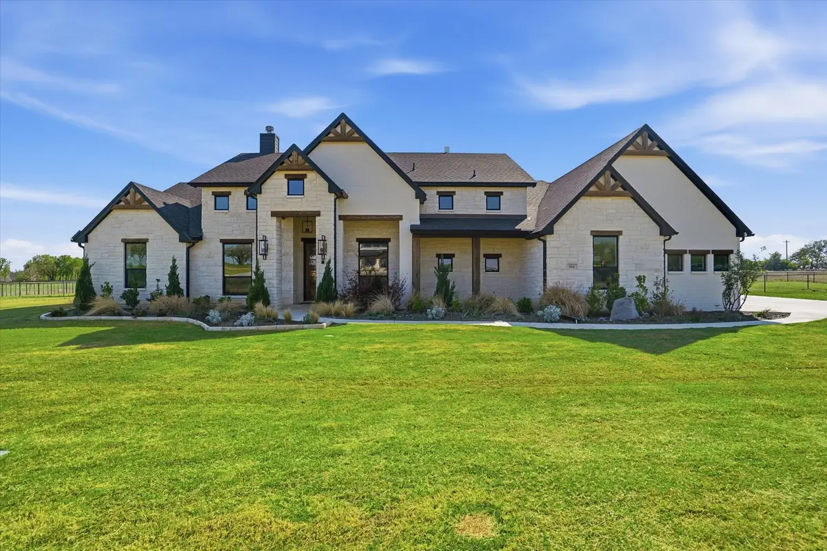 561 Royal Santana, Weatherford, TX 76087 - #1