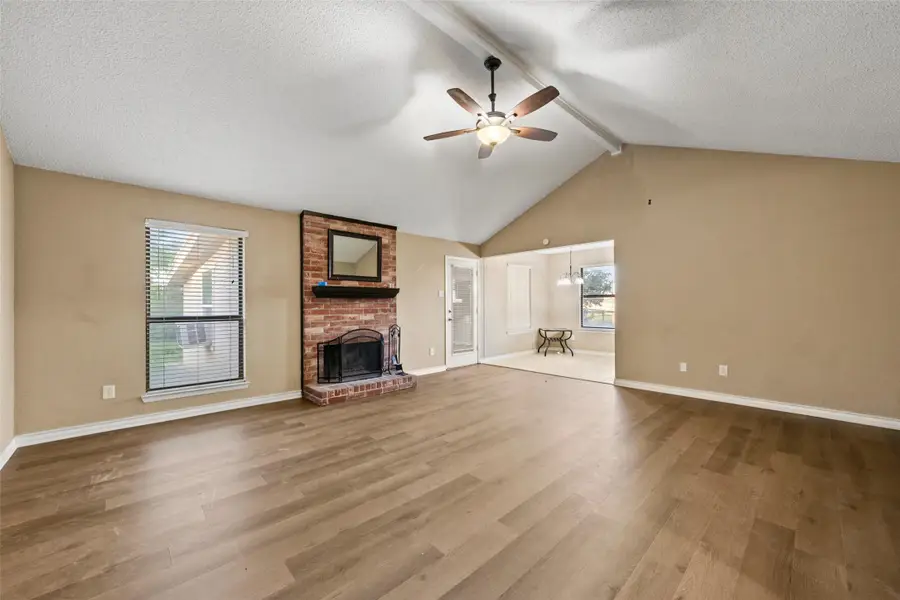 614 Circle Creek Drive, Hewitt, TX 76643 - #2