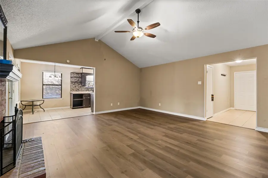 614 Circle Creek Drive, Hewitt, TX 76643 - #3