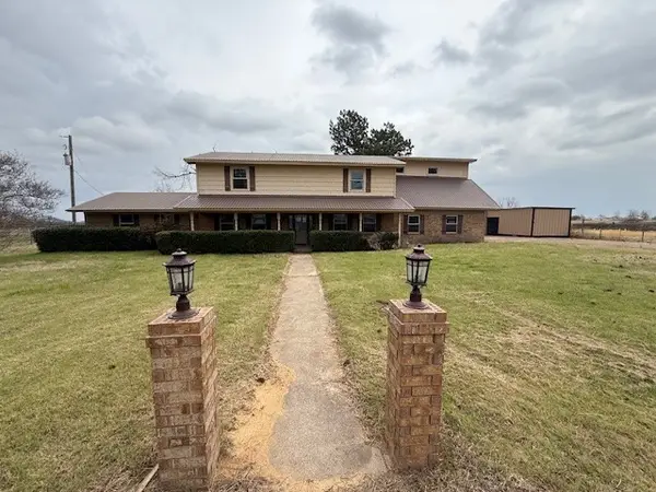 303 New Highland Road, Springtown, TX 76082