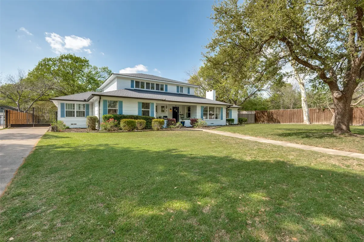 901 Bryson Street, Waxahachie, TX 75165 - #1