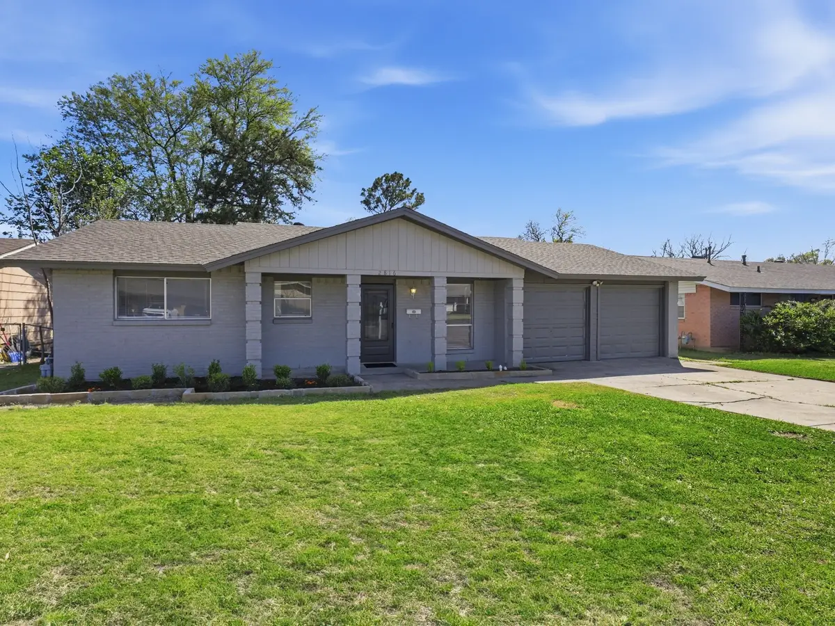 2816 Winslow Street, Irving, TX 75062 - #1