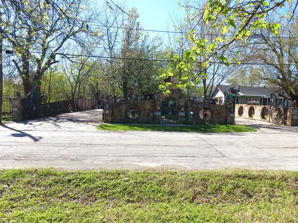 1408 Altman Drive, Arlington, TX 76011