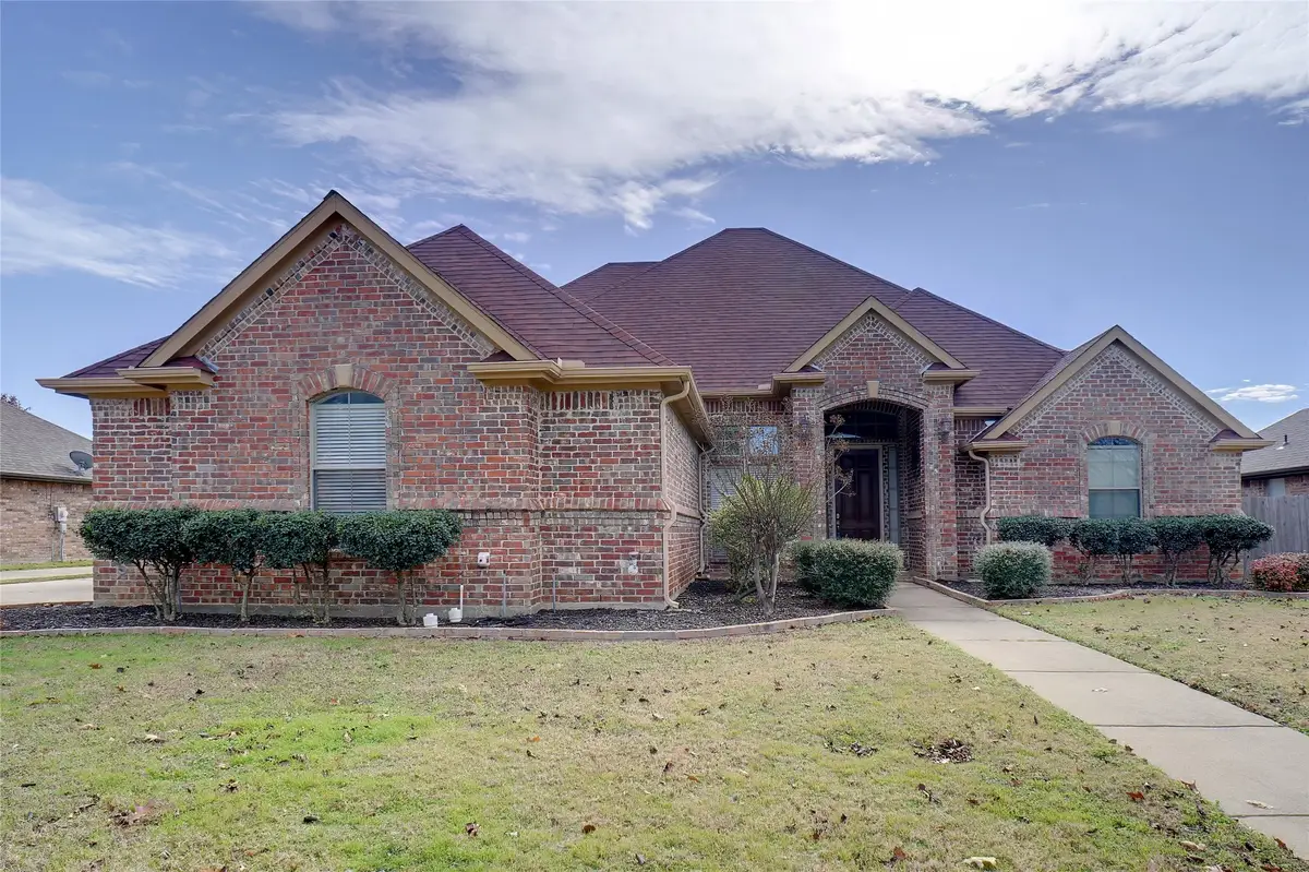 756 Trails End Circle, Hurst, TX 76054 - #1