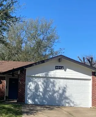 1013 SE 3rd Street, Grand Prairie, TX 75051 - #2