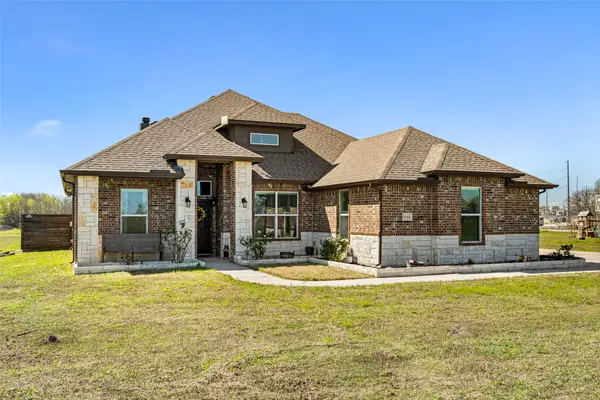 20414 County Road 1040, Nevada, TX 75173