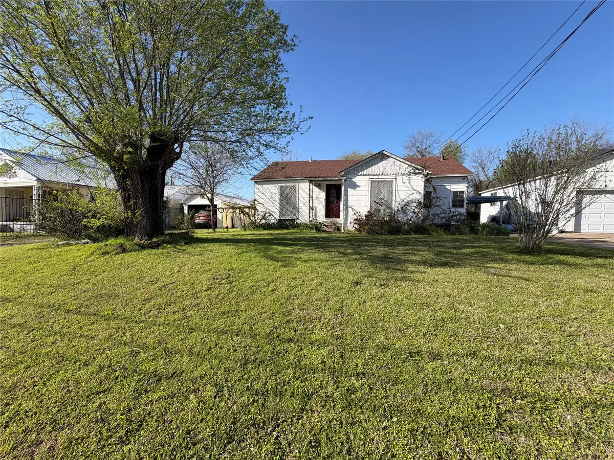 2820 Vinnie Street, Greenville, TX 75401 - #1