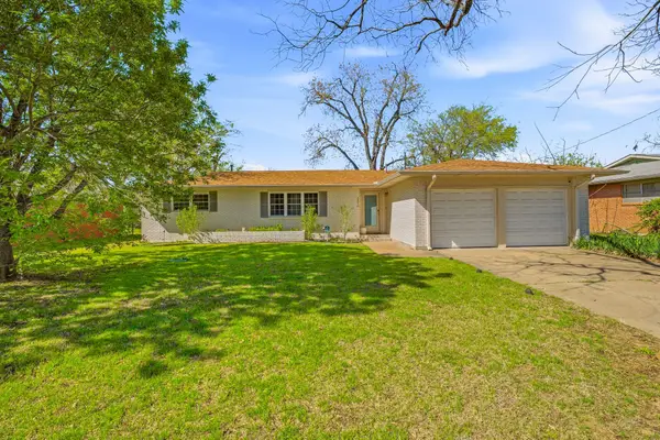 1310 N Cleveland Avenue, Stephenville, TX 76401