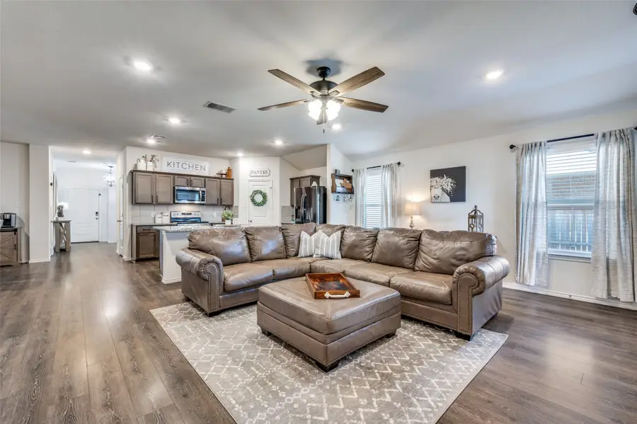 6221 Bracken Drive, Aubrey, TX 76227 - #2