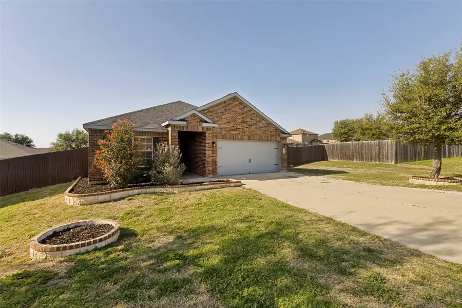 192 Buffalo Ridge Drive, Newark, TX 76071 - #2