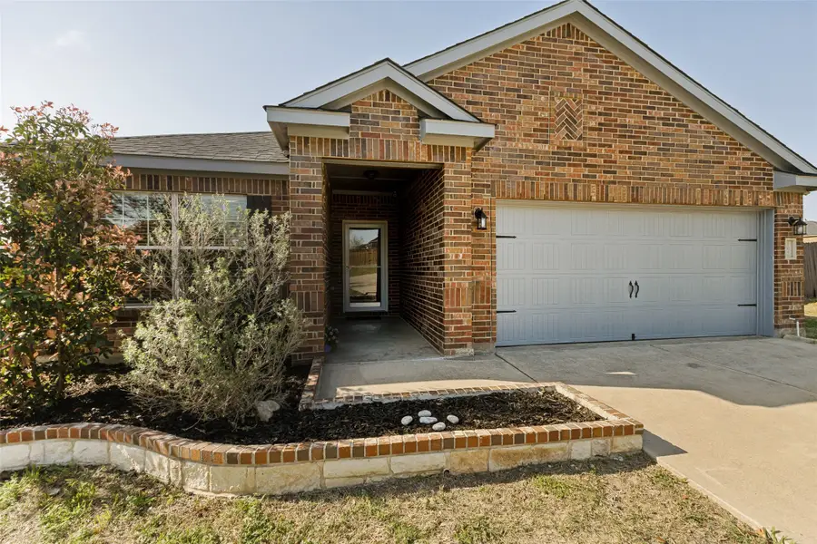 192 Buffalo Ridge Drive, Newark, TX 76071 - #3